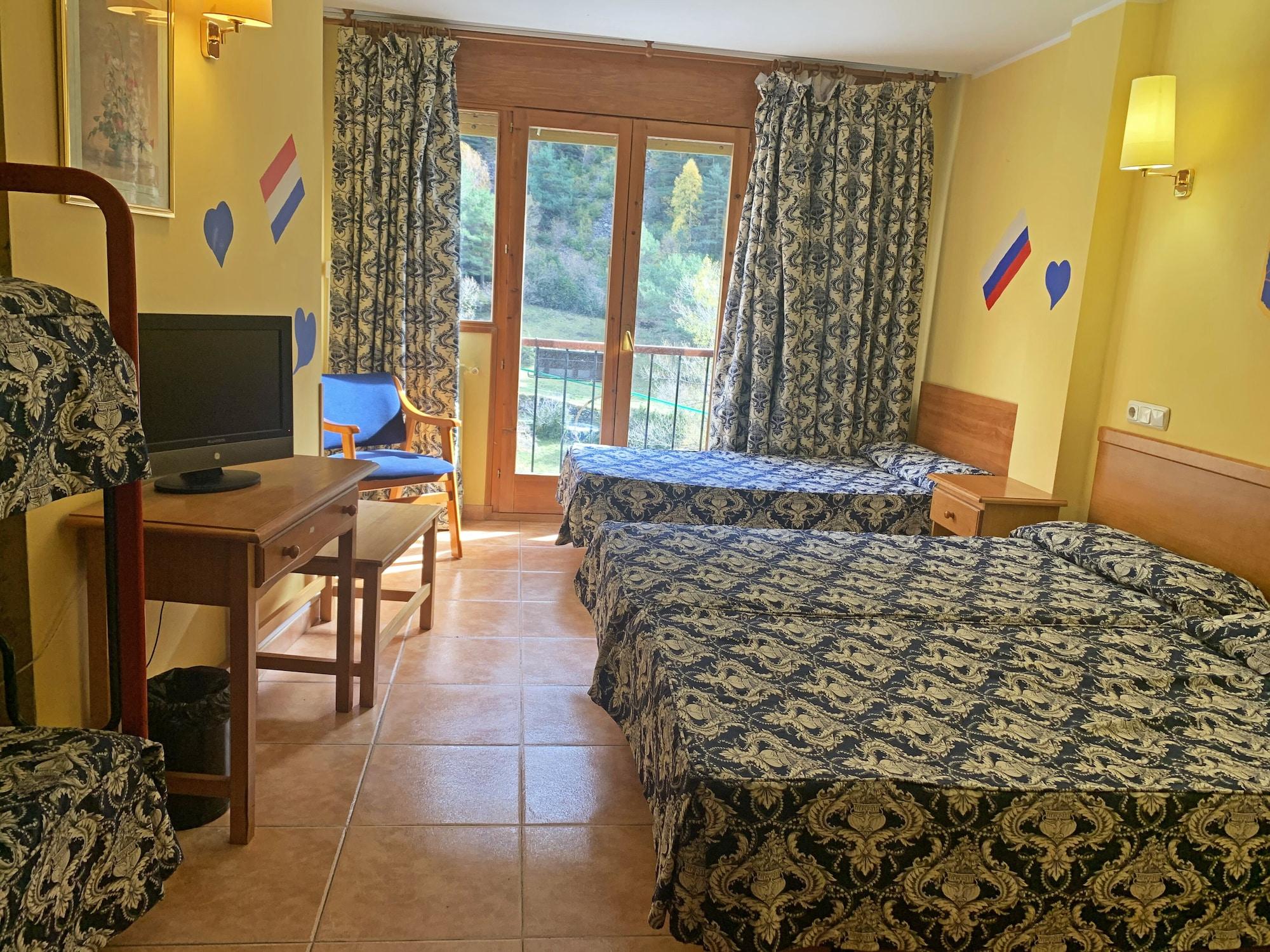 Hotel Antic La Cortinada Bagian luar foto