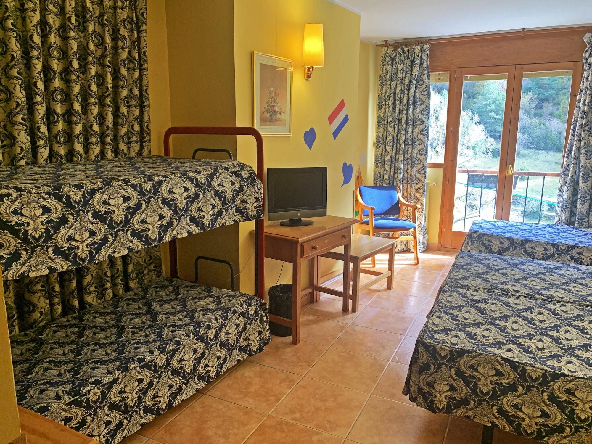 Hotel Antic La Cortinada Bagian luar foto