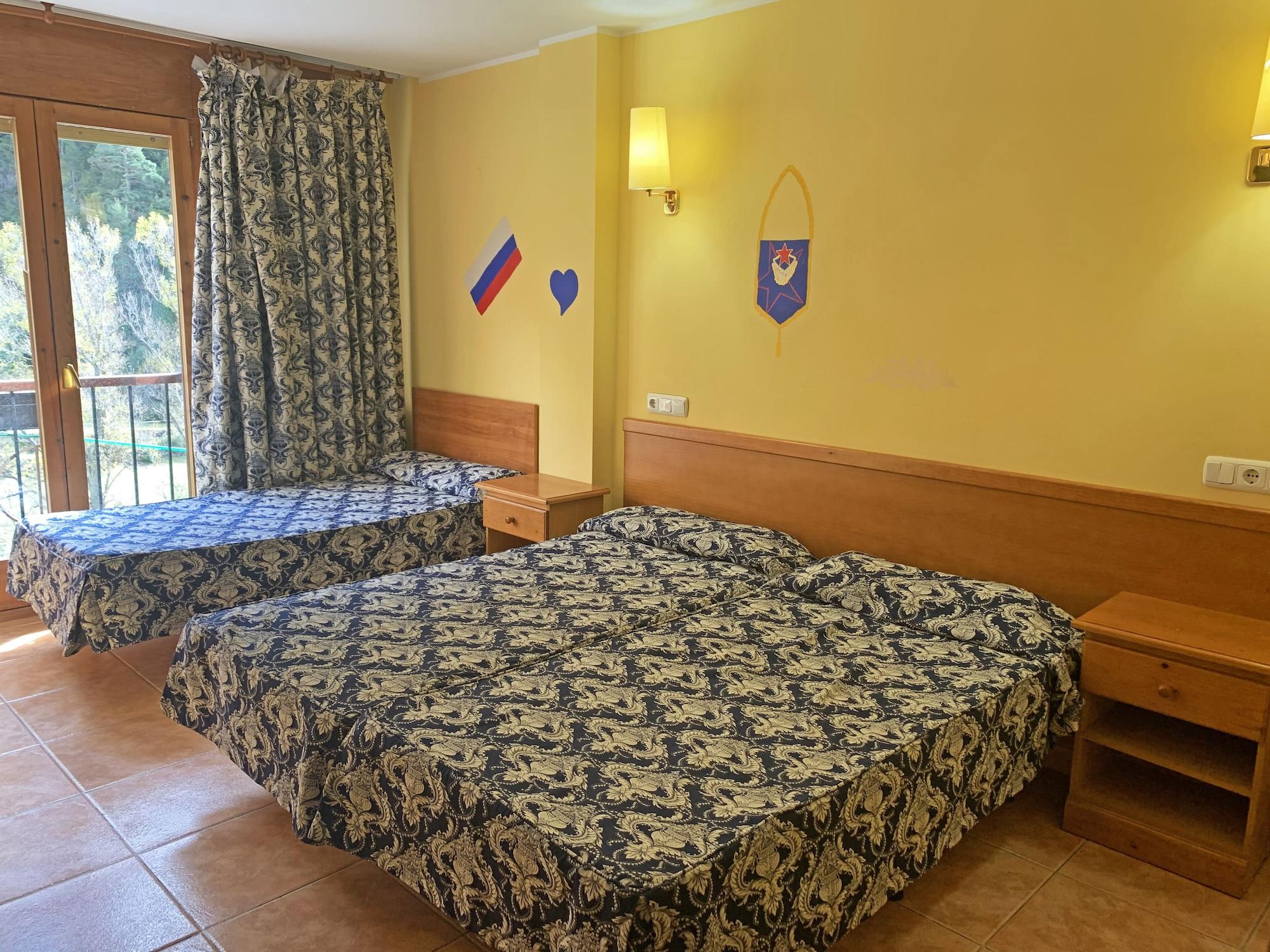 Hotel Antic La Cortinada Bagian luar foto