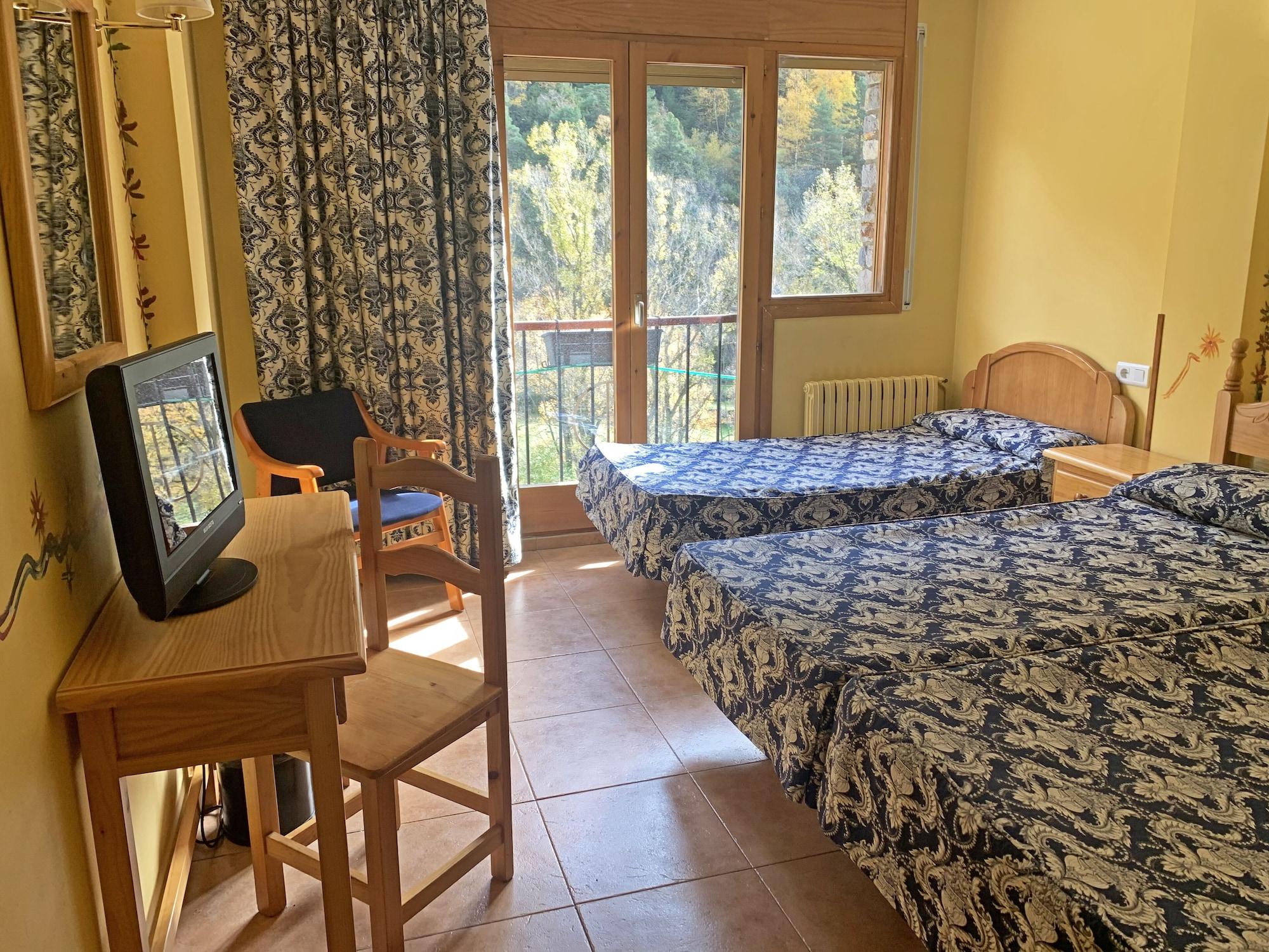 Hotel Antic La Cortinada Bagian luar foto