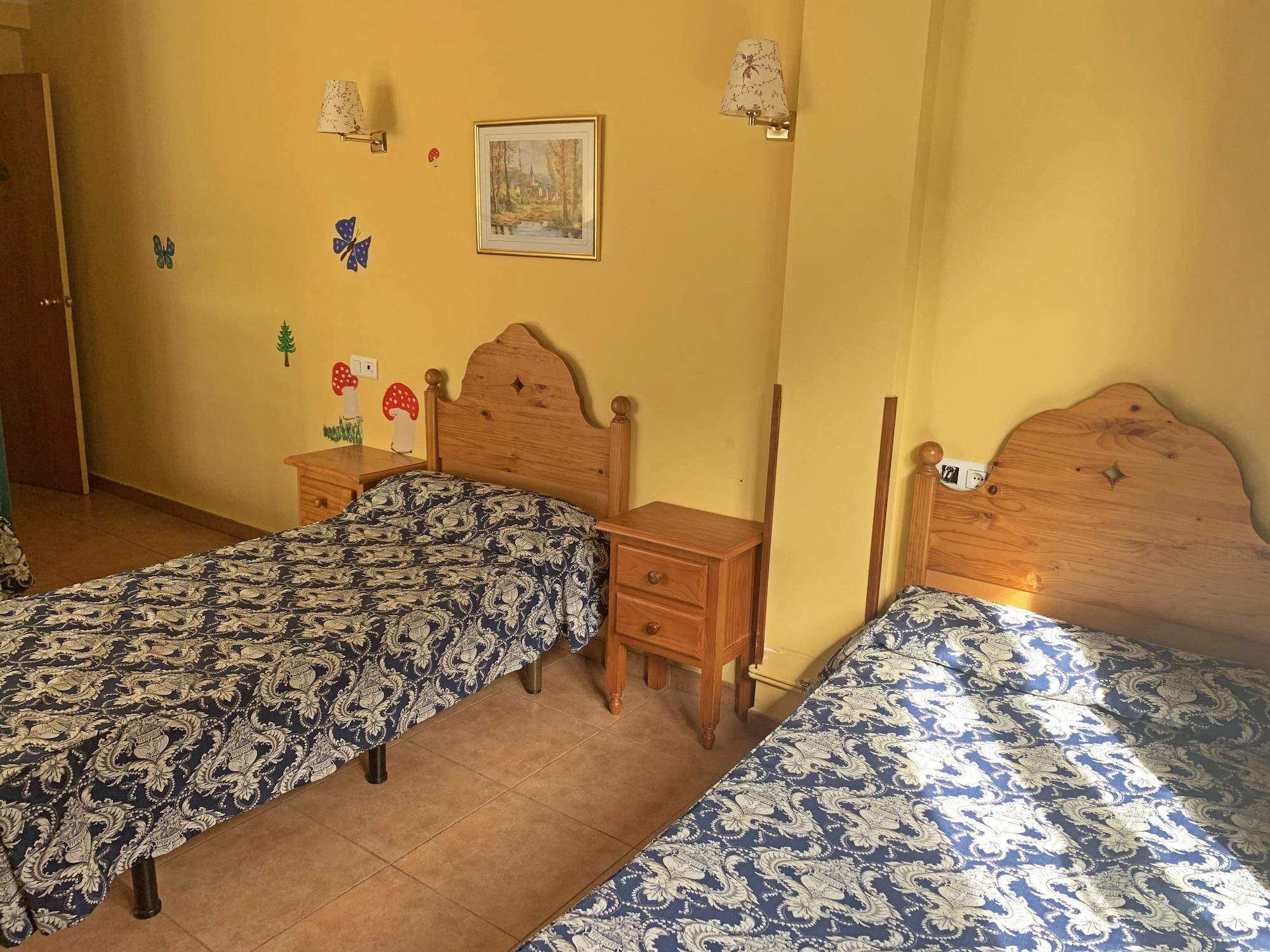Hotel Antic La Cortinada Bagian luar foto