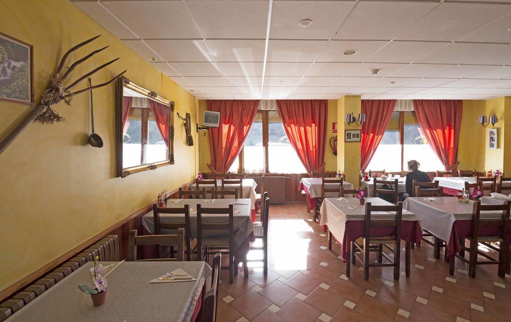 Hotel Antic La Cortinada Bagian luar foto