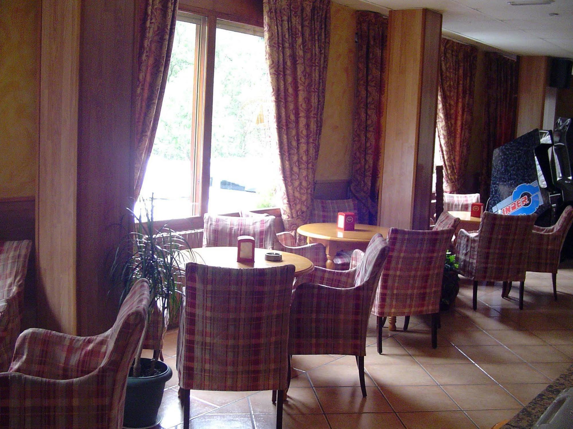Hotel Antic La Cortinada Bagian luar foto